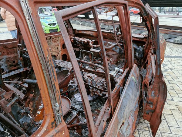 How to Choose the Best Type of Car Seat Material for Durability and Ease of Cleaning?